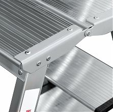 Стремянка алюминиевая двухсторонняя со ступенями 130 мм и площадкой 350х260 мм NV1127.4